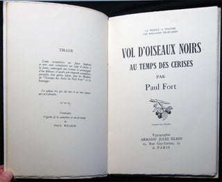 Vol d'Oiseaux Noirs Au Temps Des Cerises